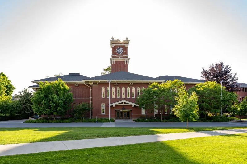 Ranked Into Irrelevance: How College Prestige Scores Are Quietly Rewriting the American Curriculum
